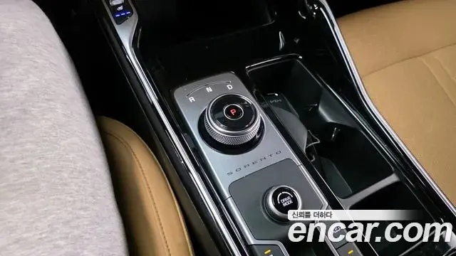 Kia Sorento 2022 — Şəkil 15/20