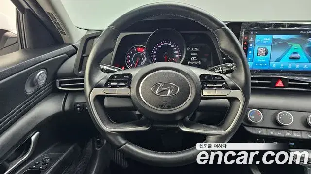 Hyundai The New Avante Hybrid 2022 — ფოტო 4/23