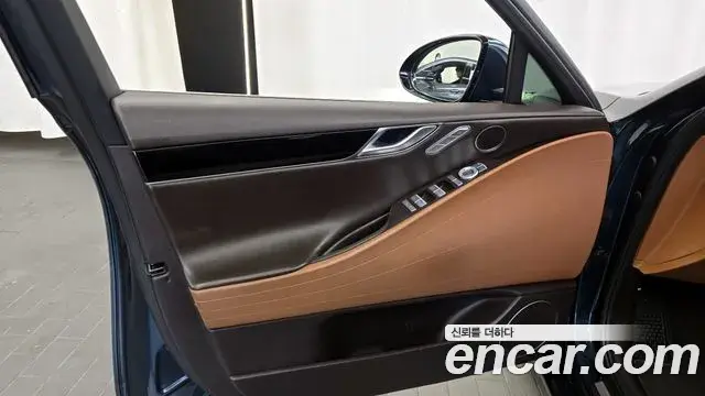 Genesis G80 2021 — ფოტო 10/33