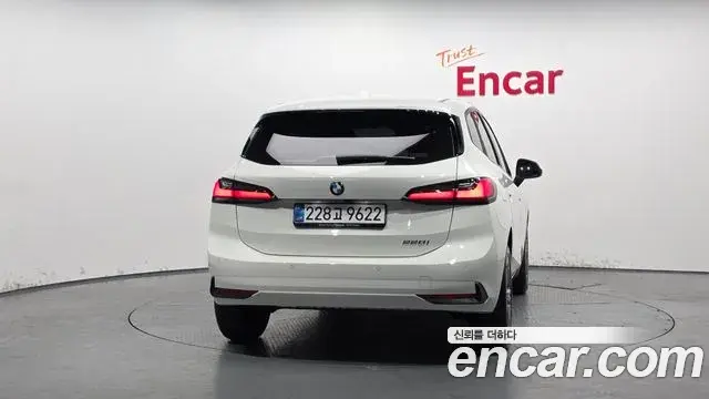 BMW 2 Series Active Tourer 2025 — Photo 29/30
