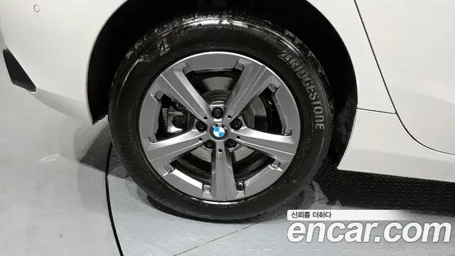 BMW 2 Series Active Tourer 2025 — Photo 20/30