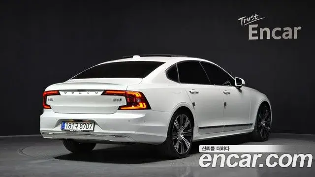 Volvo S90 2021 — Şəkil 7/34