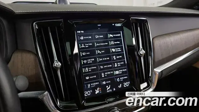 Volvo S90 2021 — Şəkil 31/34