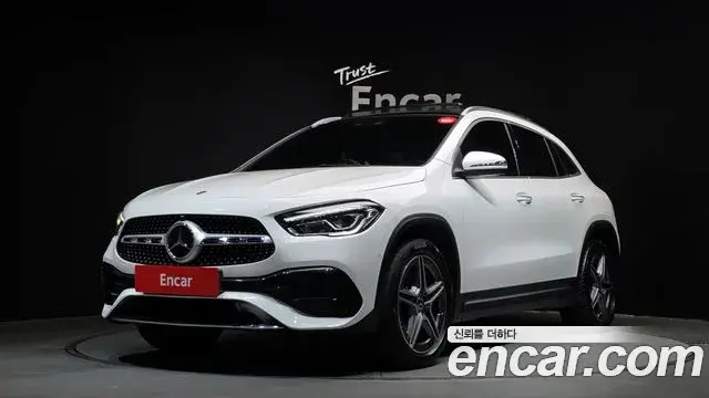 Mercedes-Benz GLA-Class 2022 — Photo 24/30
