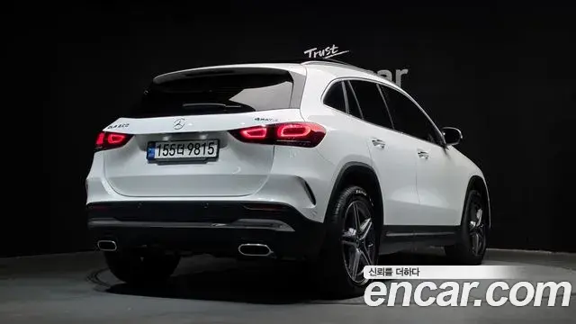 Mercedes-Benz GLA-Class 2022 — Photo 14/30