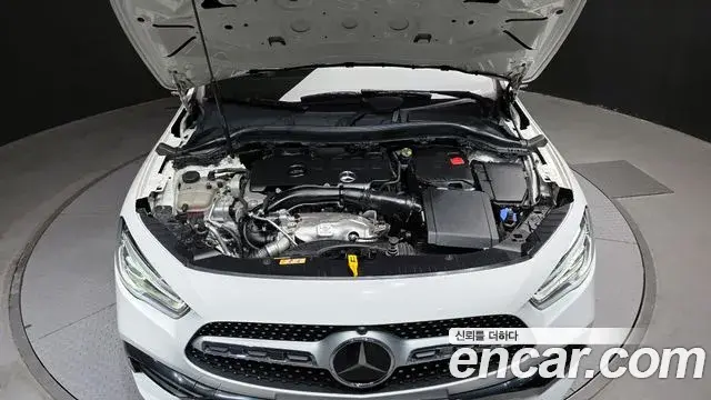 Mercedes-Benz GLA-Class 2022 — Photo 29/30