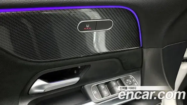 Mercedes-Benz GLA-Class 2022 — Photo 26/30