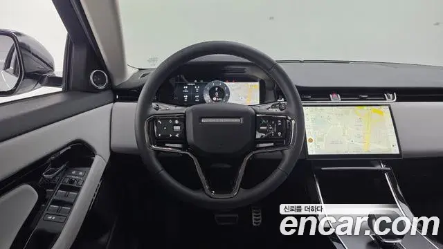 Land Rover Range Rover Evoque 2025 — Photo 1/20