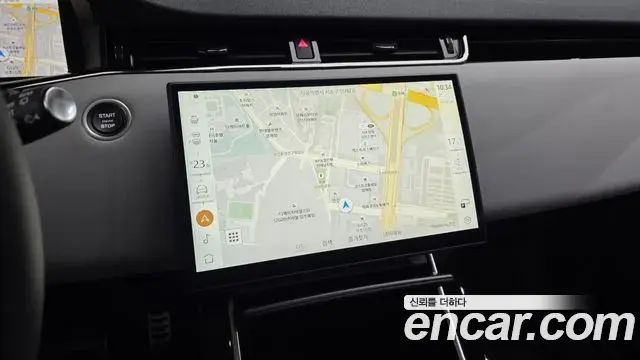 Land Rover Range Rover Evoque 2025 — Photo 7/20
