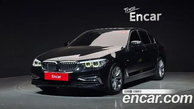 BMW 5 Series 2018 — Şəkil 20/20