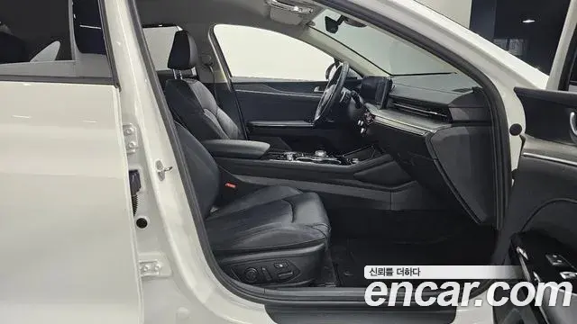 Kia K5 2024 — Photo 7/20