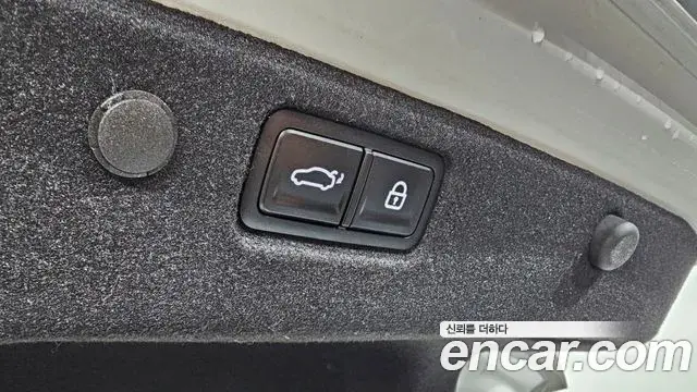 Kia K5 2024 — Photo 8/20