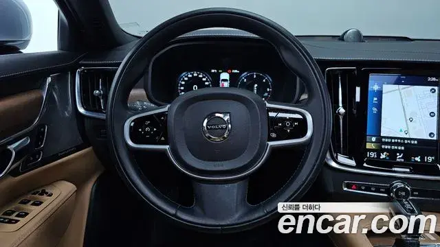 Volvo S90 2019 — Фото 13/20