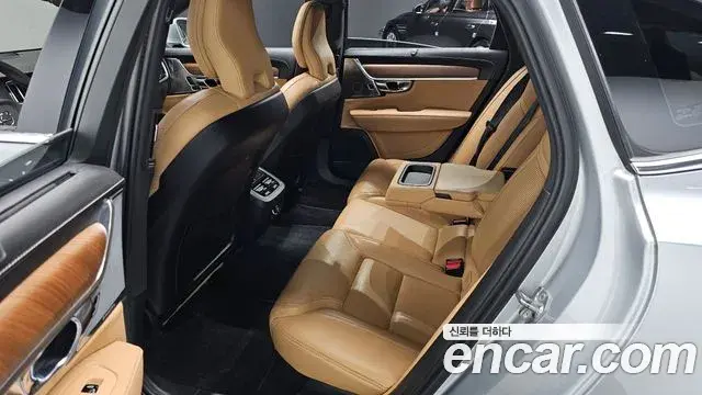 Volvo S90 2019 — Şəkil 1/32