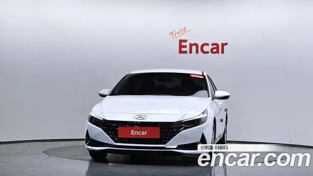 Hyundai Avante 2021 — Фото 3/20