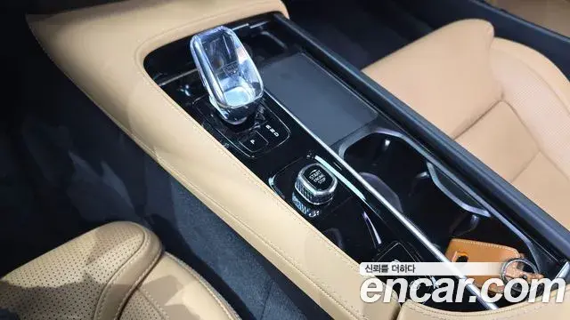 Volvo S90 2024 — Şəkil 25/32