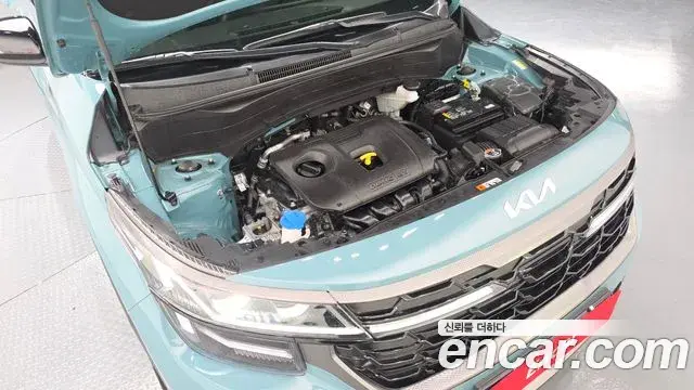 Kia Seltos 2024 — ფოტო 11/33