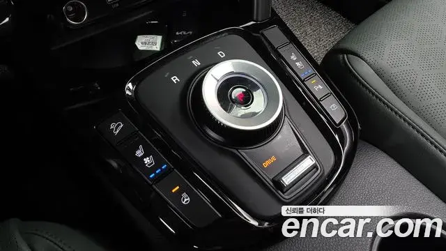 Kia Seltos 2024 — ფოტო 7/33