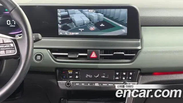 Kia Seltos 2024 — ფოტო 10/33