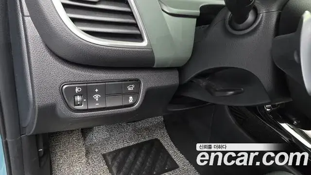 Kia Seltos 2024 — ფოტო 23/33