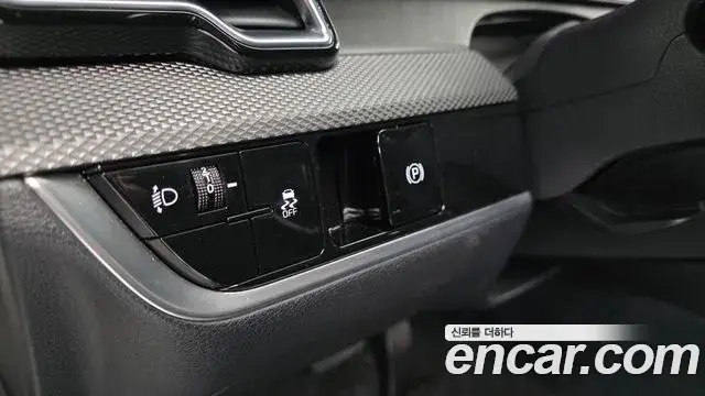 Kia Sportage 2021 — ფოტო 17/36