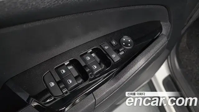 Kia Sportage 2021 — ფოტო 24/36