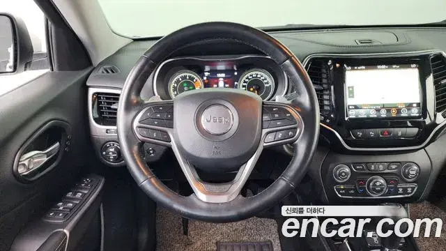 Jeep Cherokee 2021 — ფოტო 1/20