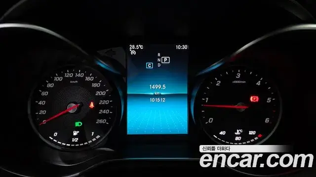 Mercedes-Benz C-Class 2019 — Photo 19/31