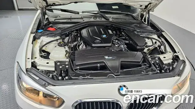 BMW 1 Series 2019 — Şəkil 26/28