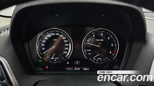 BMW 1 Series 2019 — Şəkil 12/28