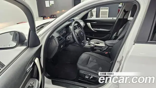 BMW 1 Series 2019 — Şəkil 2/28