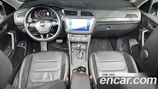 Volkswagen Tiguan Allspace 2020 — Photo 15/20