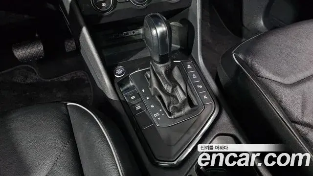 Volkswagen Tiguan Allspace 2020 — Photo 2/20