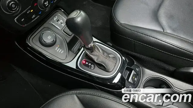 Jeep Compass 2019 — Şəkil 15/20