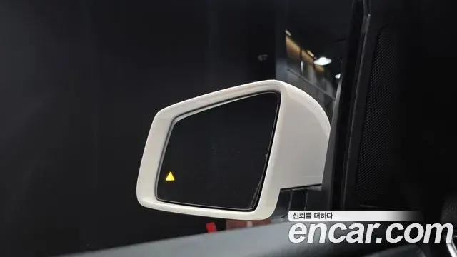 Mercedes-Benz GLE-Class 2018 — ფოტო 15/30