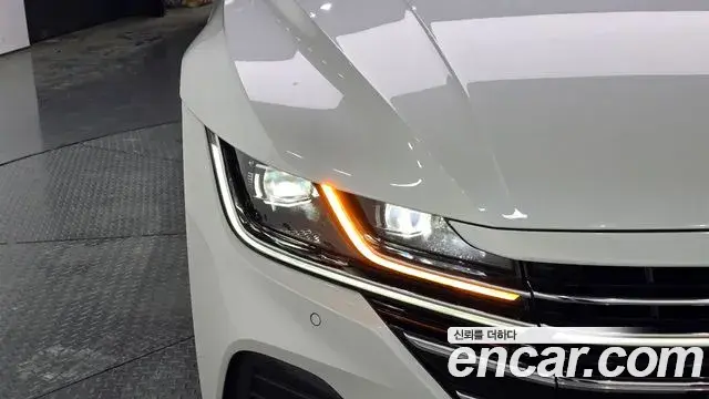 Volkswagen Arteon 2022 — Şəkil 14/30
