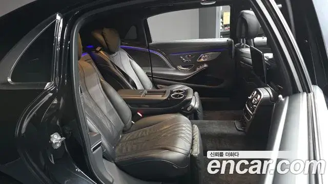 Mercedes-Benz S-Class 2020 — ფოტო 20/33
