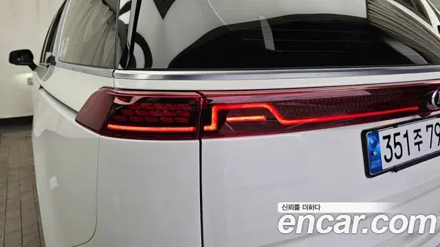 Kia Carnival 2021 — Photo 22/34