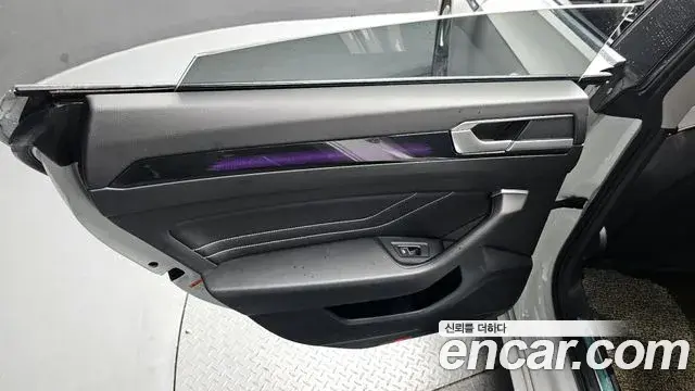 Volkswagen Arteon 2022 — Şəkil 28/35