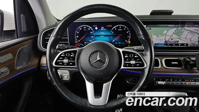Mercedes-Benz GLE-Class 2019 — Şəkil 11/34