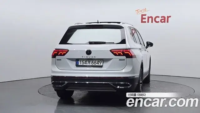 Volkswagen Tiguan Allspace 2022 — Şəkil 19/31