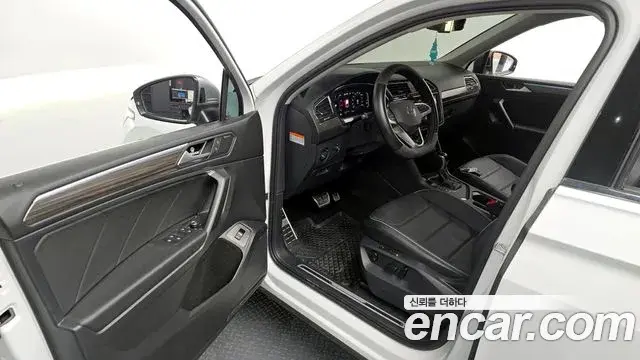 Volkswagen Tiguan Allspace 2022 — Şəkil 9/31