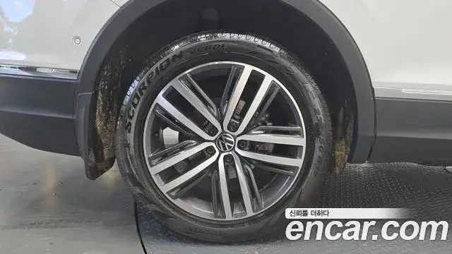 Volkswagen Tiguan Allspace 2022 — Şəkil 12/31