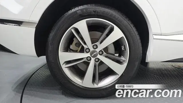 Genesis GV80 2021 — Photo 5/20