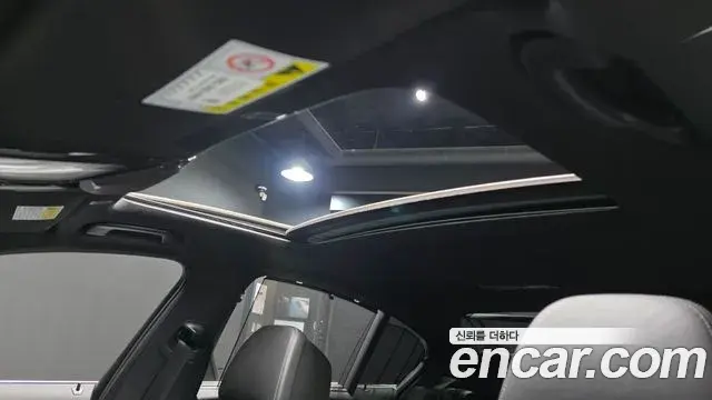 BMW 5 Series 2019 — ფოტო 24/32