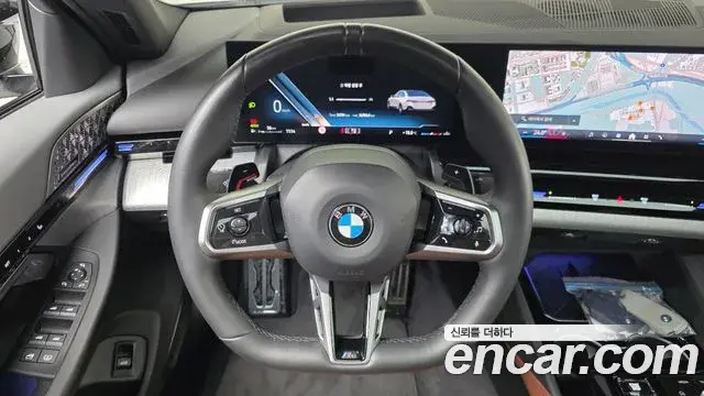 BMW 5 Series 2024 — ფოტო 7/34