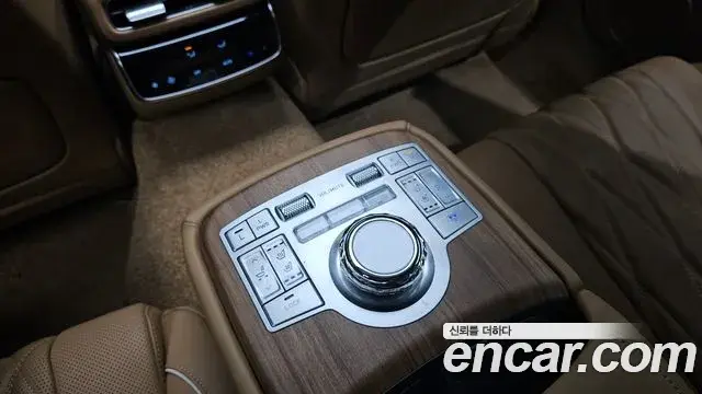 Genesis G80 2025 — ფოტო 35/38