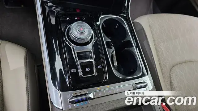 Kia Carnival 2022 — Şəkil 6/30