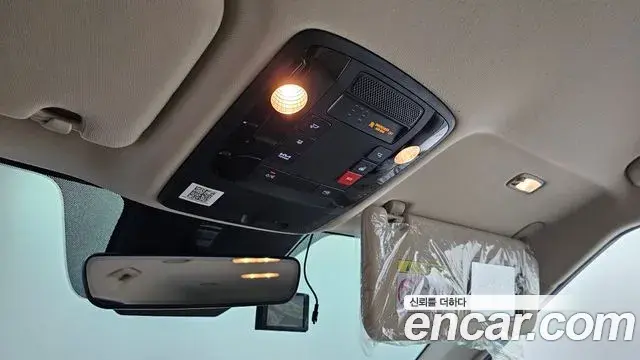 Kia Carnival 2022 — Şəkil 24/30