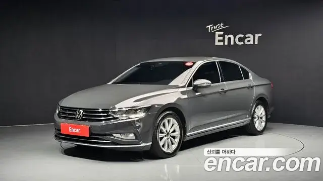 Volkswagen Passat GT 2021 — Şəkil 29/30